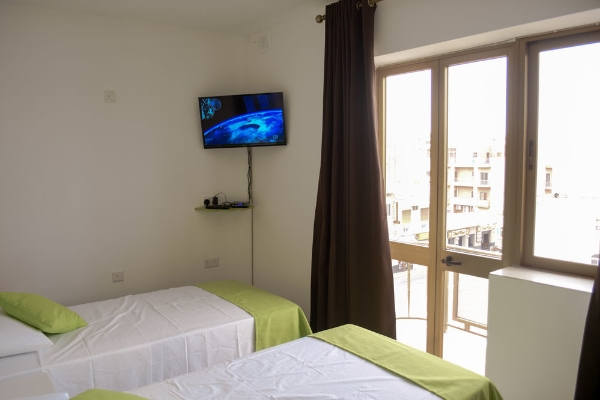 Hotel Reno's Restaurant & Guesthouse
